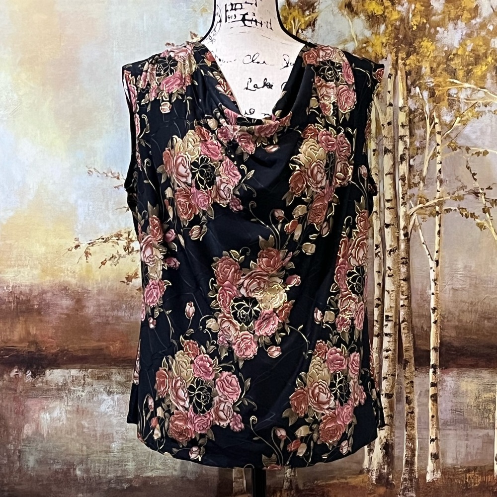 EUC CDW Gorgeous Rose Print with Gold Accents Fabric, Cowl Neck Top